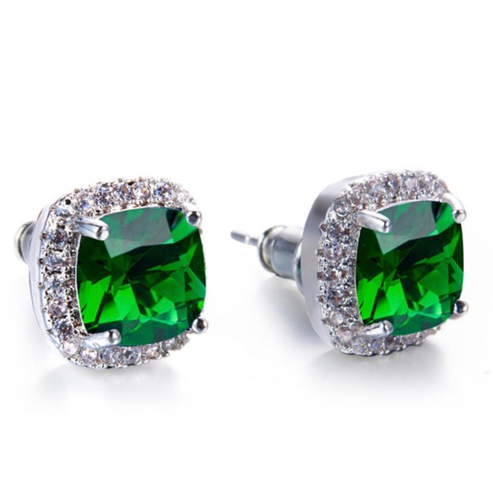 Diamond Halo Stud Earrings - Picture 4 of 6